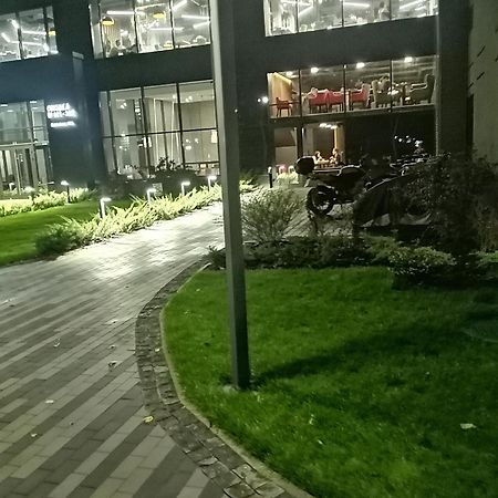 Стильная, Компактная Квартира. Kiev Buitenkant foto